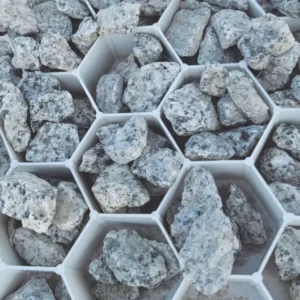 Plaque stabilisatrice pour gravier en polyéthylène